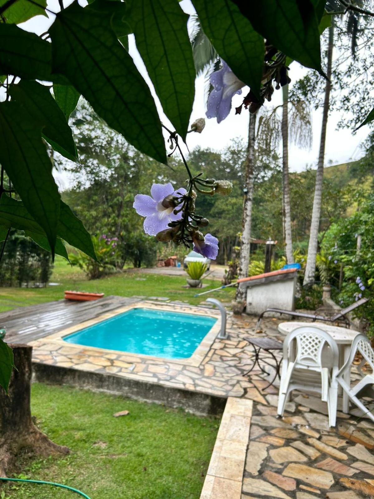 Em Penedo